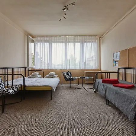 Lem Suburban * Budapest