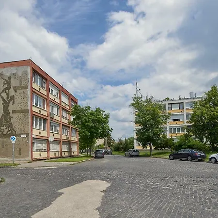 Lem Suburban Apartment Budapest